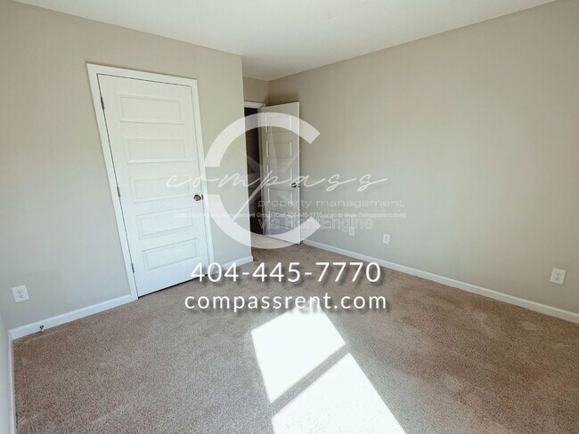 Building Photo - 202 Lyndon Wy NW