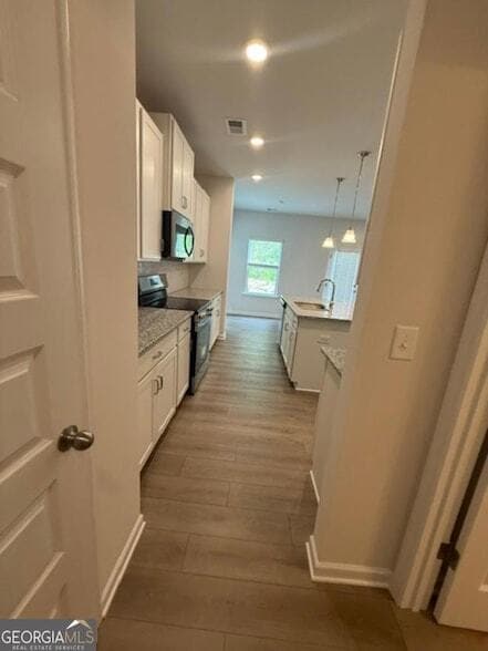 Building Photo - 2340 Ravencliff Dr