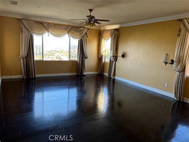 Building Photo - 1583 Twin Oaks Cir
