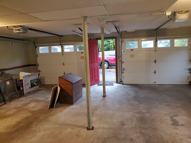 Building Photo - Athol Single Family