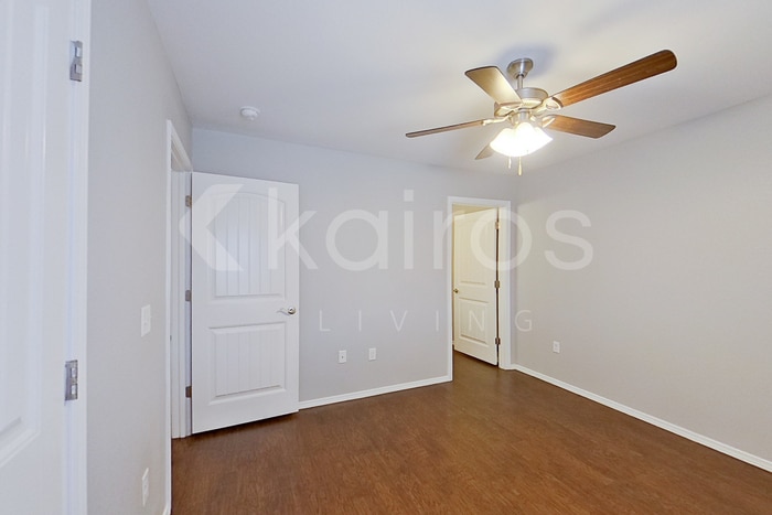 Building Photo - 5000 Thomas St