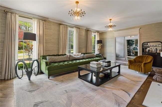 Building Photo - 3612 Castlegate Dr NW