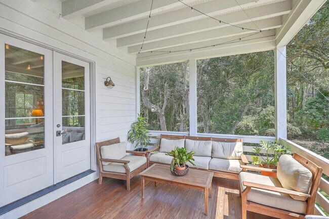 Building Photo - 1624 Diddy Dr