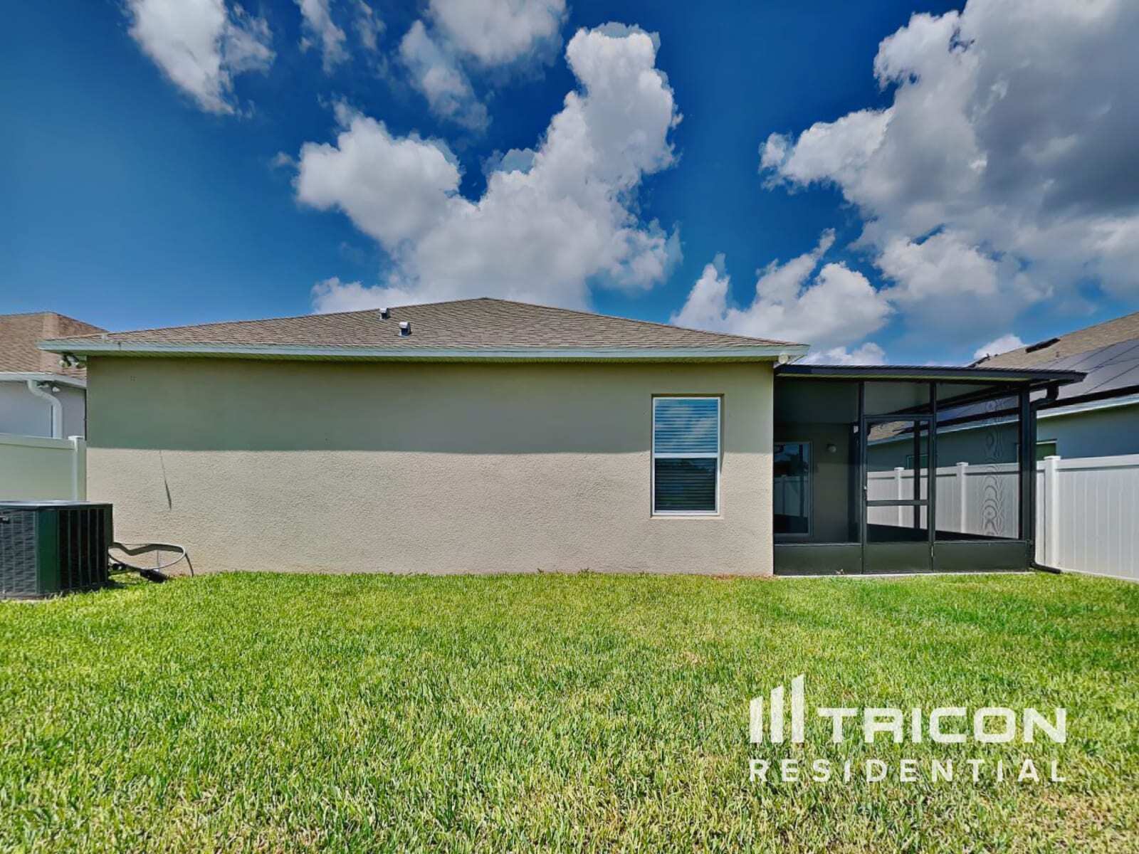 Building Photo - 500 Pinecrest Loop