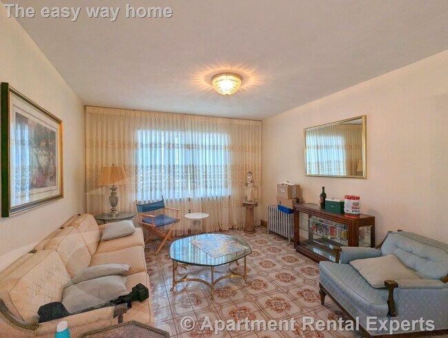 Building Photo - 71 Pennsylvania Ave