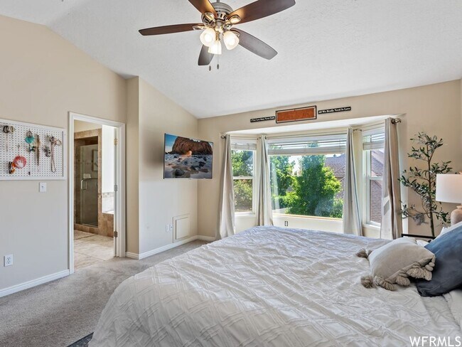 Building Photo - 3-bedroom, 2.5-bathroom home