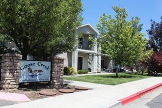 Building Photo - 1 Bedroom, 1 Bath Condo available, Near Greenbelt and Downtown Boise
