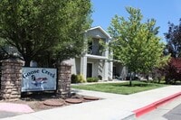 Building Photo - 1 Bedroom, 1 Bath Condo available, Near Greenbelt and Downtown Boise