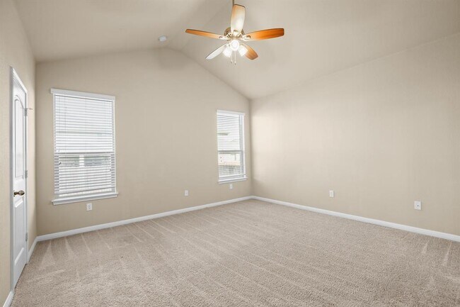 Building Photo - 16440 Pienza Dr