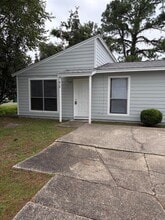 Building Photo - 612 Carnathan Ct