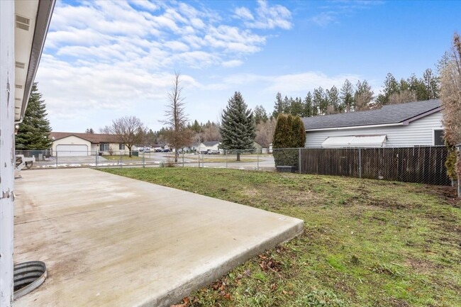 Building Photo - 6648 W Legacy Dr