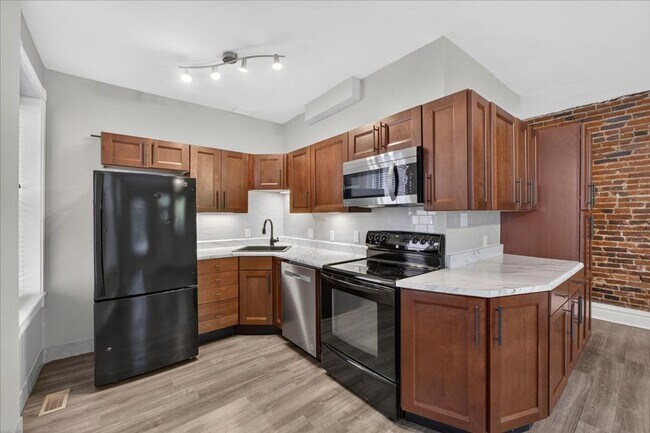 Building Photo - 4252 Castleman Ave