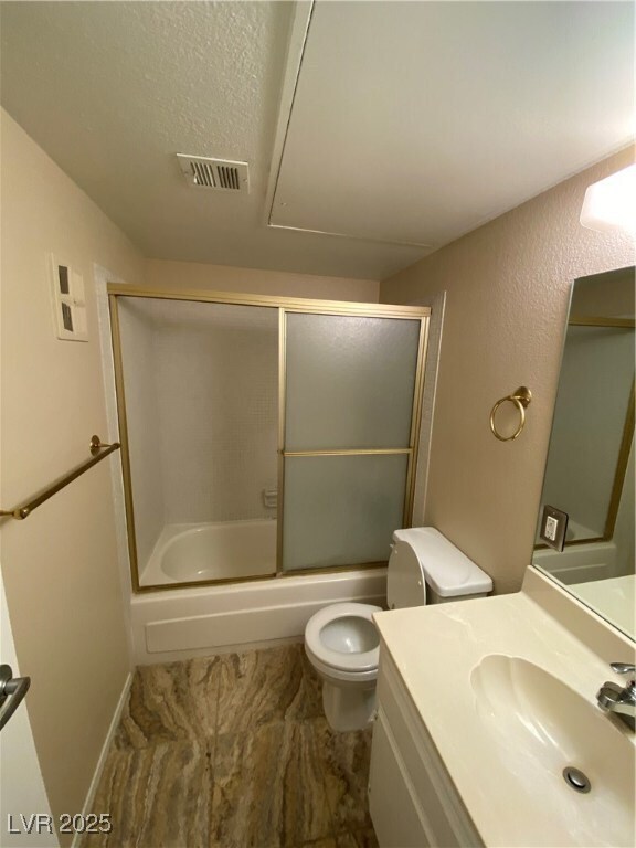 Building Photo - 3125 Pinehurst Dr