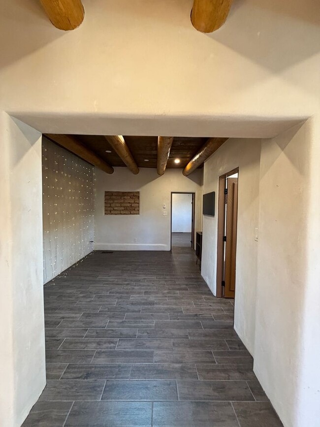 Building Photo - 152 Lorenzo Rd