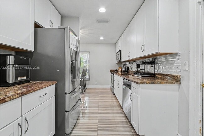 Building Photo - 7941 NW 3rd Pl