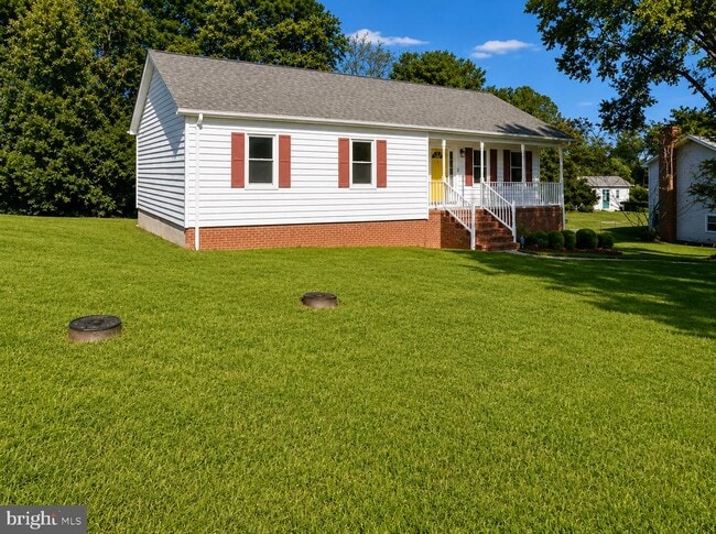 Building Photo - 15 English Oak Cir