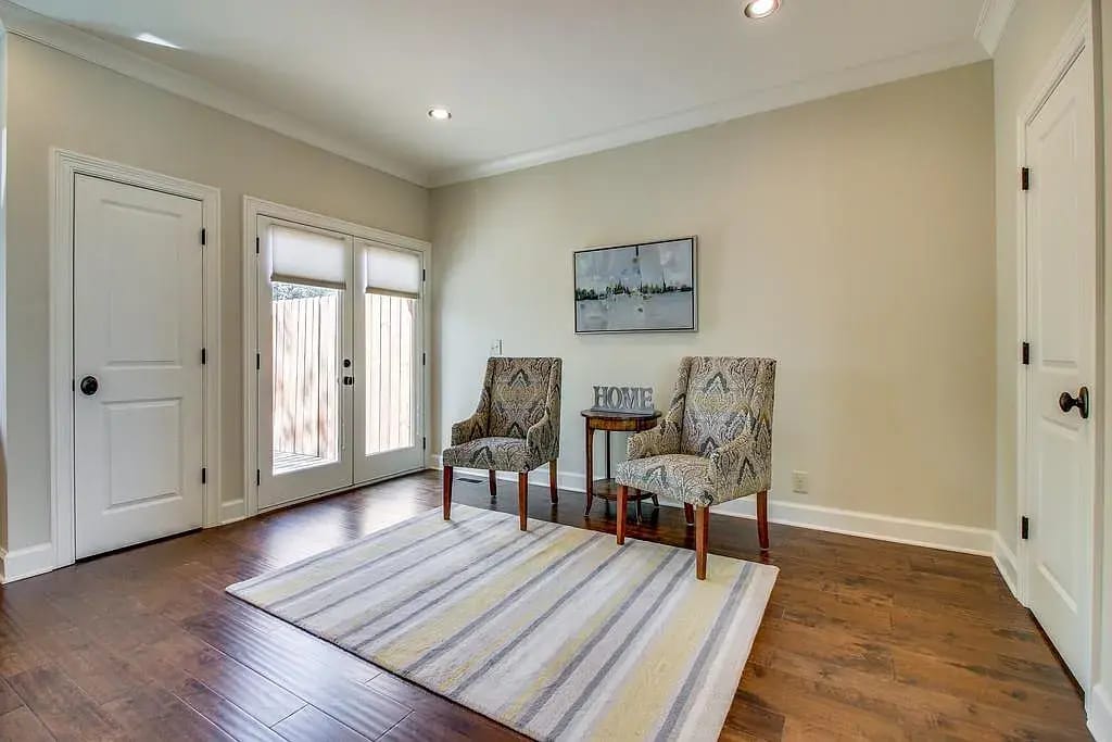 Breakfast Nook - 823 Knox Ave