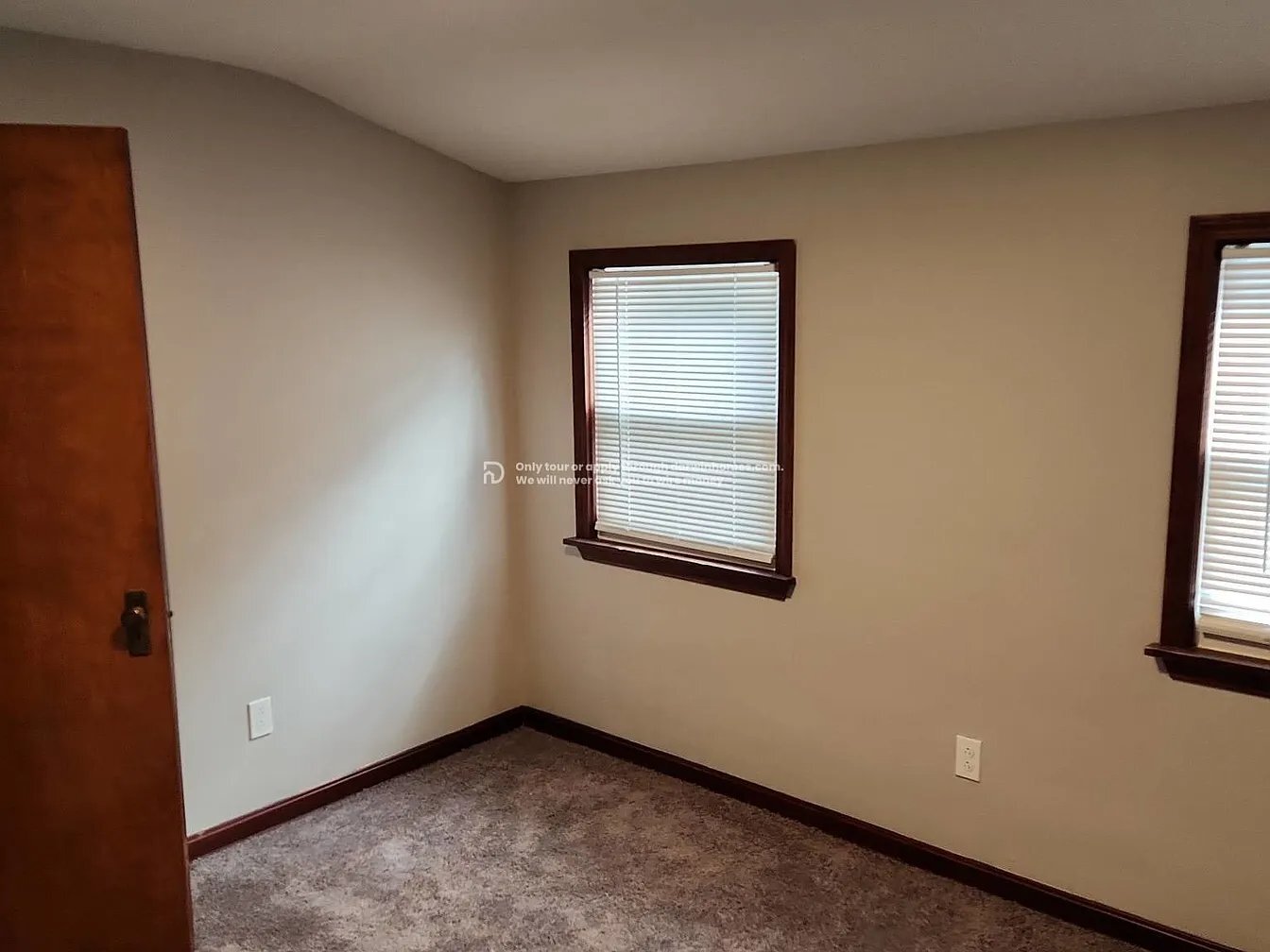 Building Photo - 61 Sunnycliff Dr