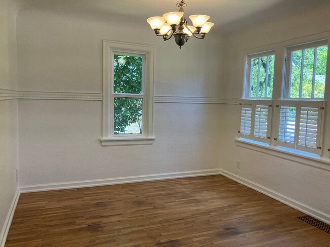 Building Photo - Half off first full month's rent! Charming...