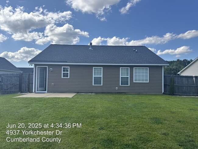 Building Photo - 4937 Yorkchester Dr