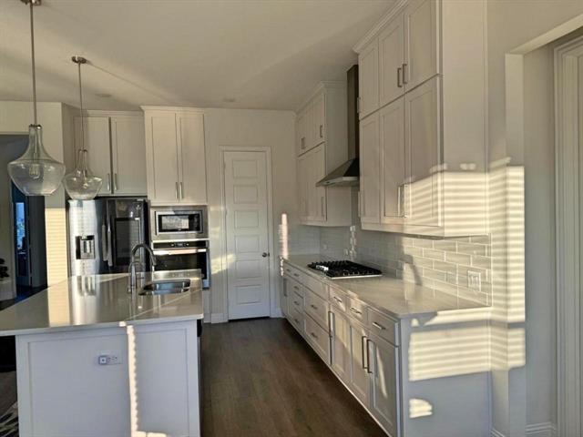 Building Photo - 204 Hardwood Trl