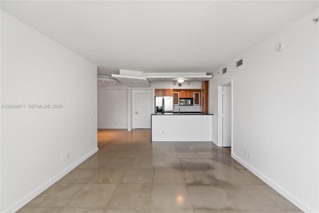 Building Photo - 325 S Biscayne Blvd