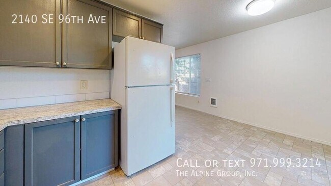 Building Photo - 2140 SE 96th Ave