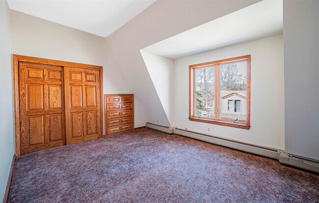 Building Photo - 16 Forino Ln