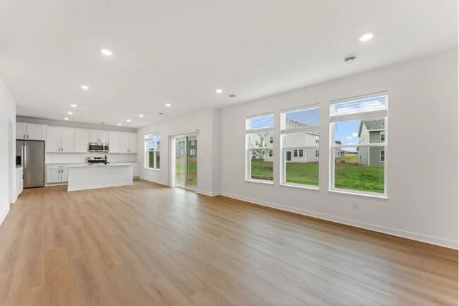 Building Photo - 18325 Gladiator Dr