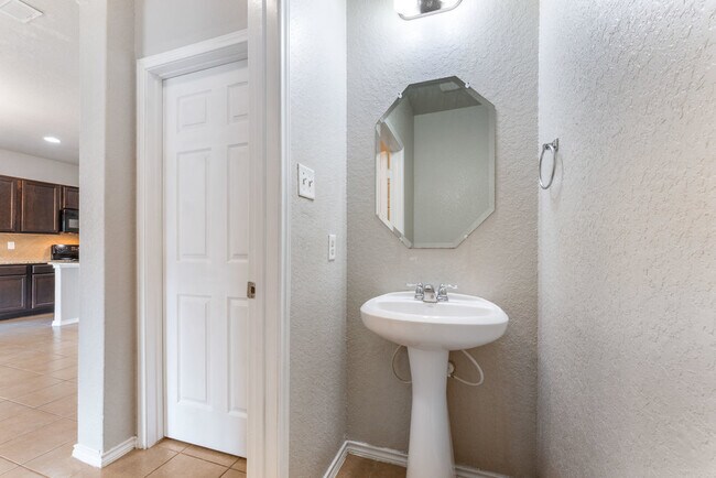 Building Photo - 5710 Abiding Way