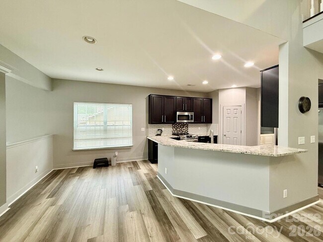 Building Photo - 13141 Wilburn Park Ln