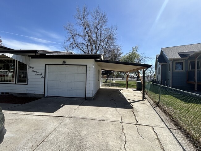 Building Photo - 3326 Winchell Ln