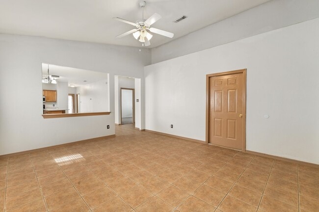 Building Photo - 21123 Sweet Blossom Ln