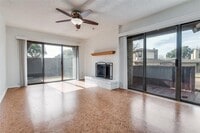 Building Photo - 18 Park Ln