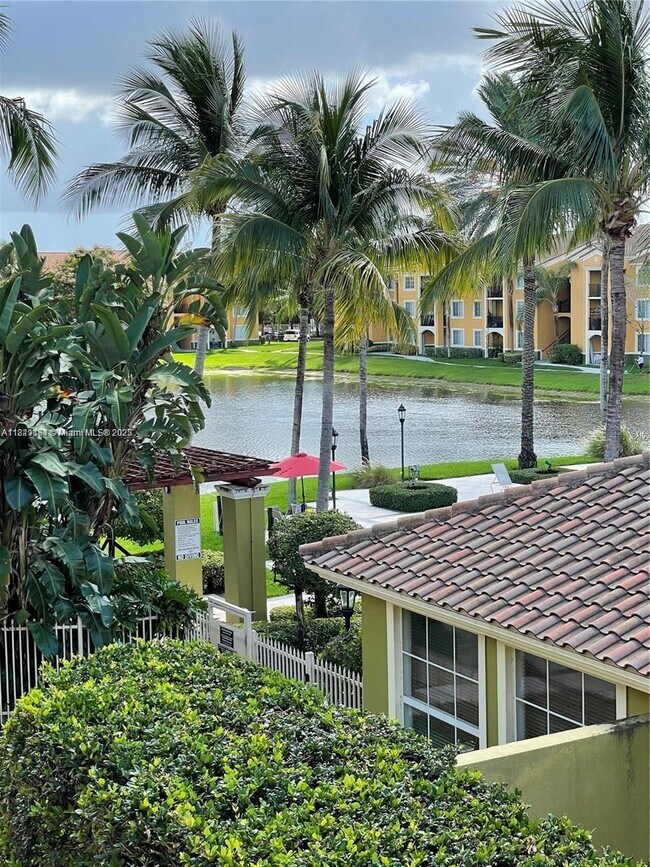 Primary Photo - 2351 W Preserve Way