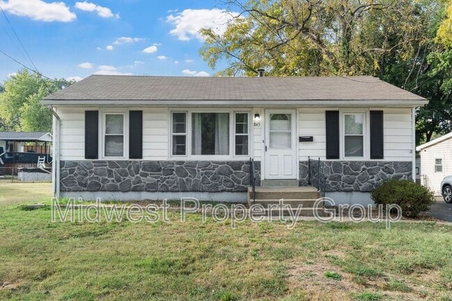 Building Photo - 845 Boone St