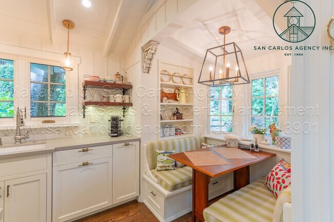 Building Photo - Immaculately Updated Two Bedroom (+Bonus) ...