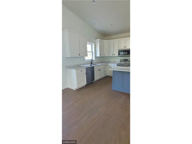 Building Photo - 1230-1232 Wisteria Ln