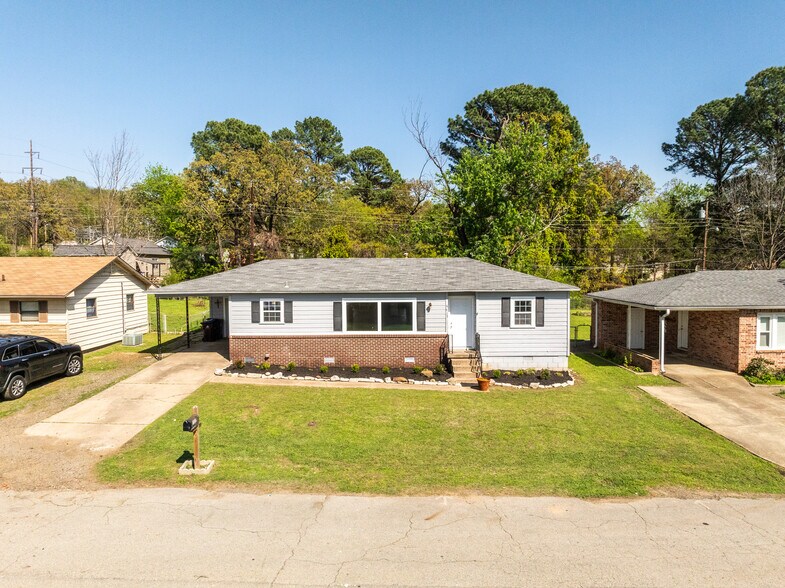 Building Photo - 4313 S 22nd St