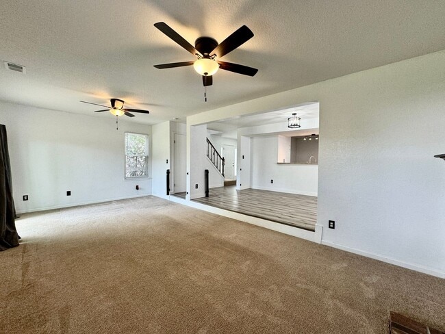 Building Photo - Available 05-07-26! Charming Home With A Wrap-Around Porch! Pet Friendly - Fenced Yard - Excellen...