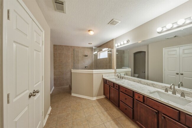 Building Photo - 30627 N Sulphur Creek Dr