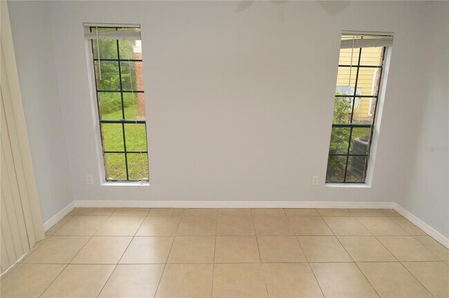 Building Photo - 8630 Mallard Reserve Dr