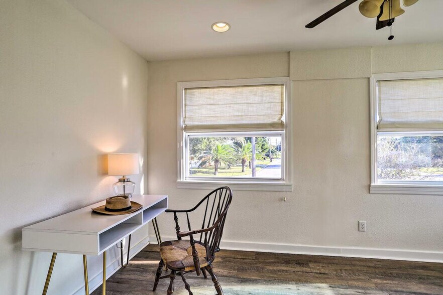 Building Photo - 4484 Cobia Dr SE