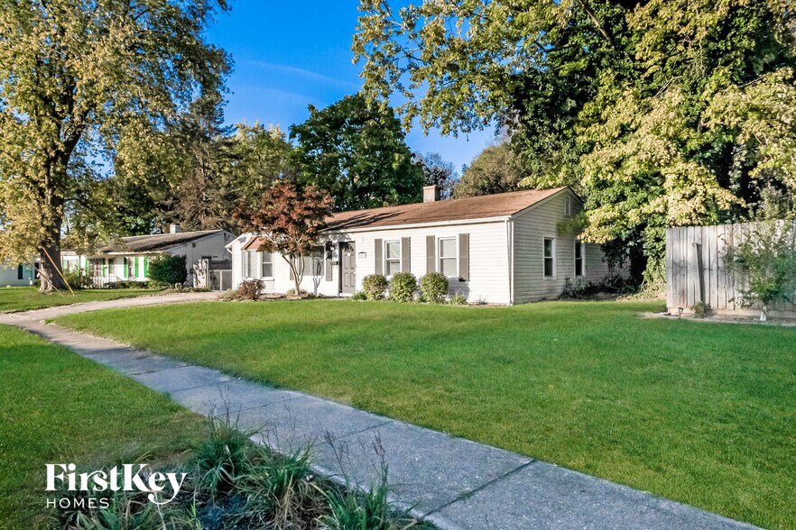 Building Photo - 4880 Hardell Dr