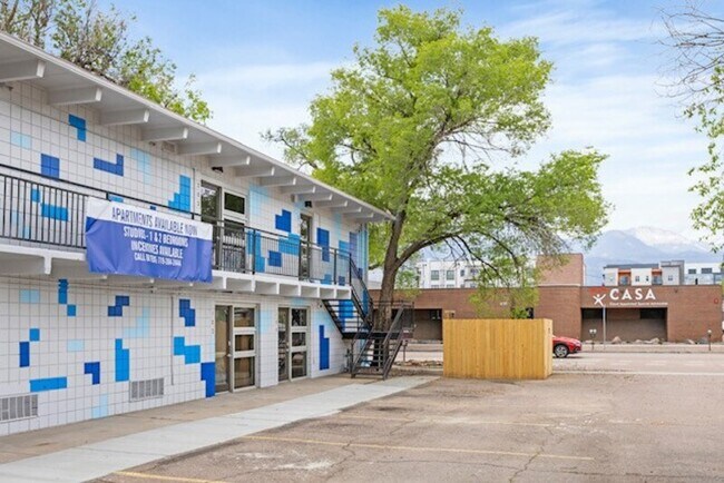 Building Photo - 415 S Weber St