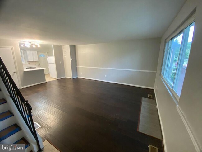 Building Photo - 7970 Riggs Rd