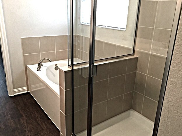 Building Photo - 5613 Gerard Dr