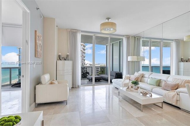 Building Photo - 15811 Collins Ave