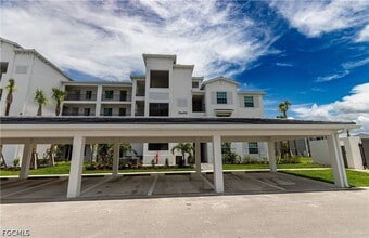 Building Photo - 15405 Grn Acrs Ave