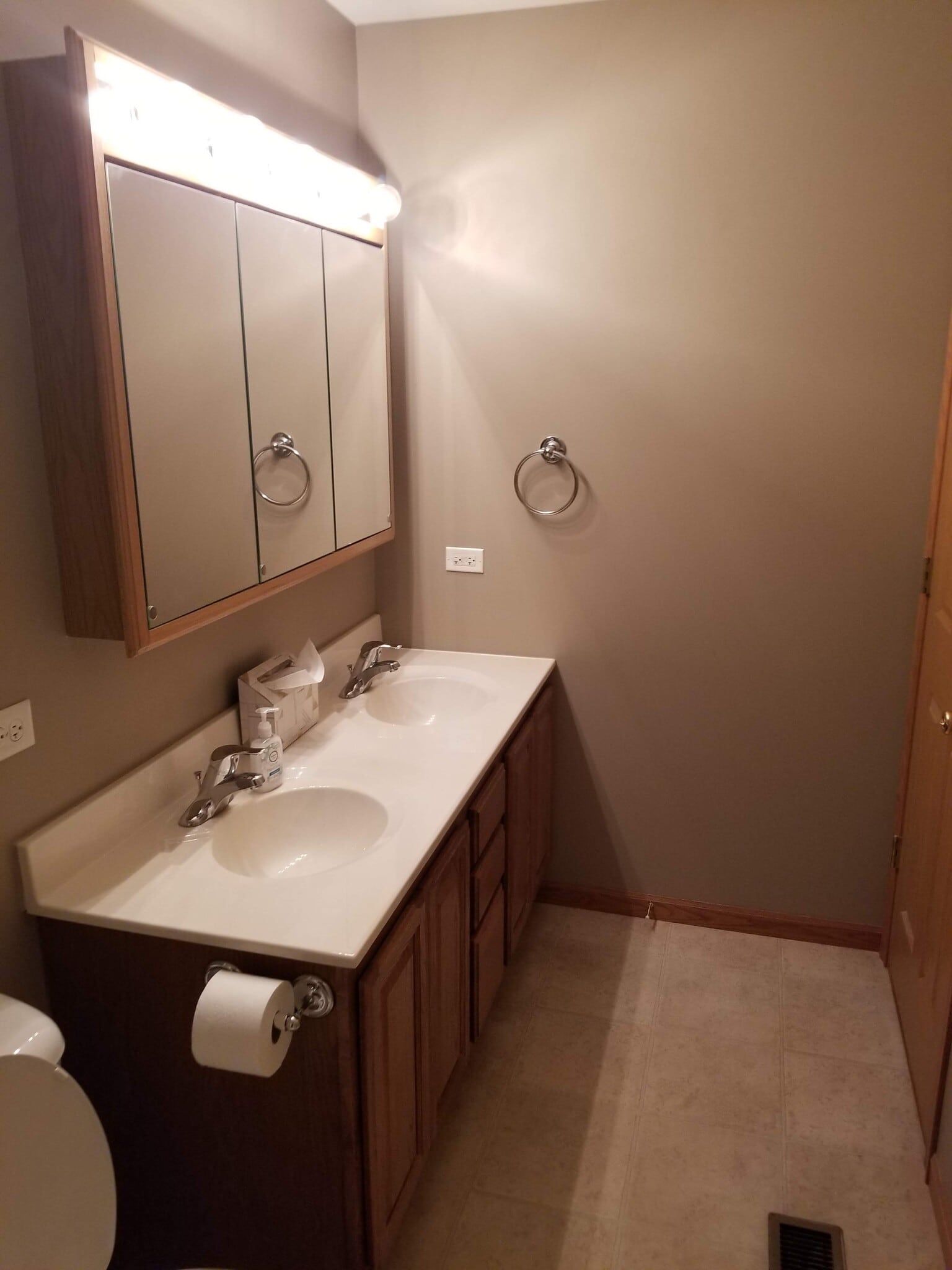 Building Photo - 5809 Fieldstone Trl
